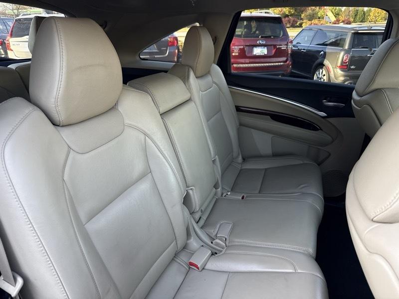 Acura MDX SH-AWD 9-Spd AT 2017