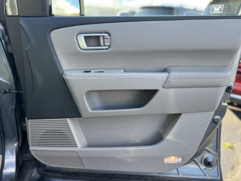 Honda Pilot EX-L 4WD 5-Spd AT with DVD 2011