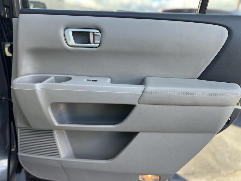 Honda Pilot EX-L 4WD 5-Spd AT with DVD 2011