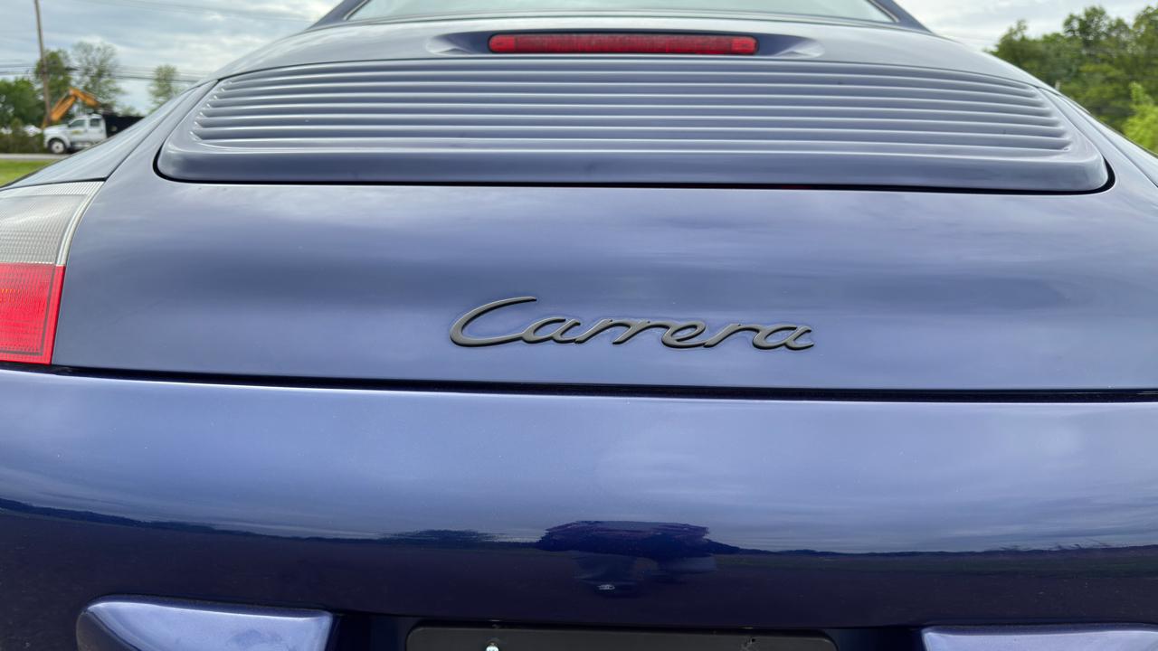 Porsche 911 Carrera Cabriolet 2003
