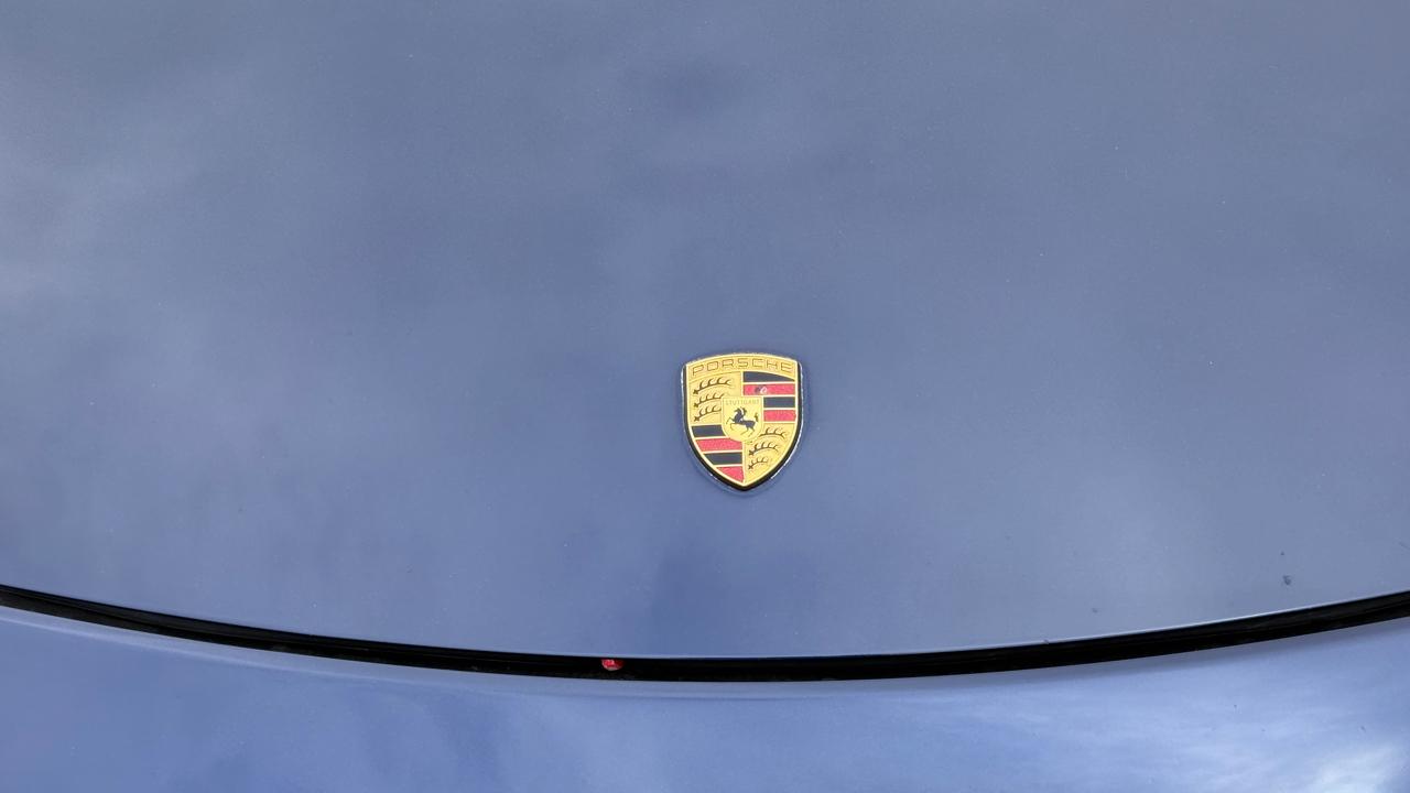 Porsche 911 Carrera Cabriolet 2003