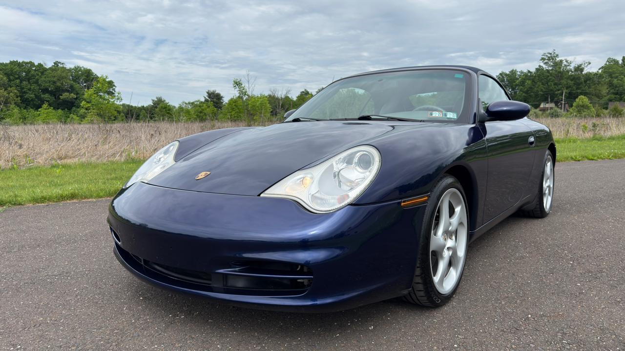 Porsche 911 Carrera Cabriolet 2003