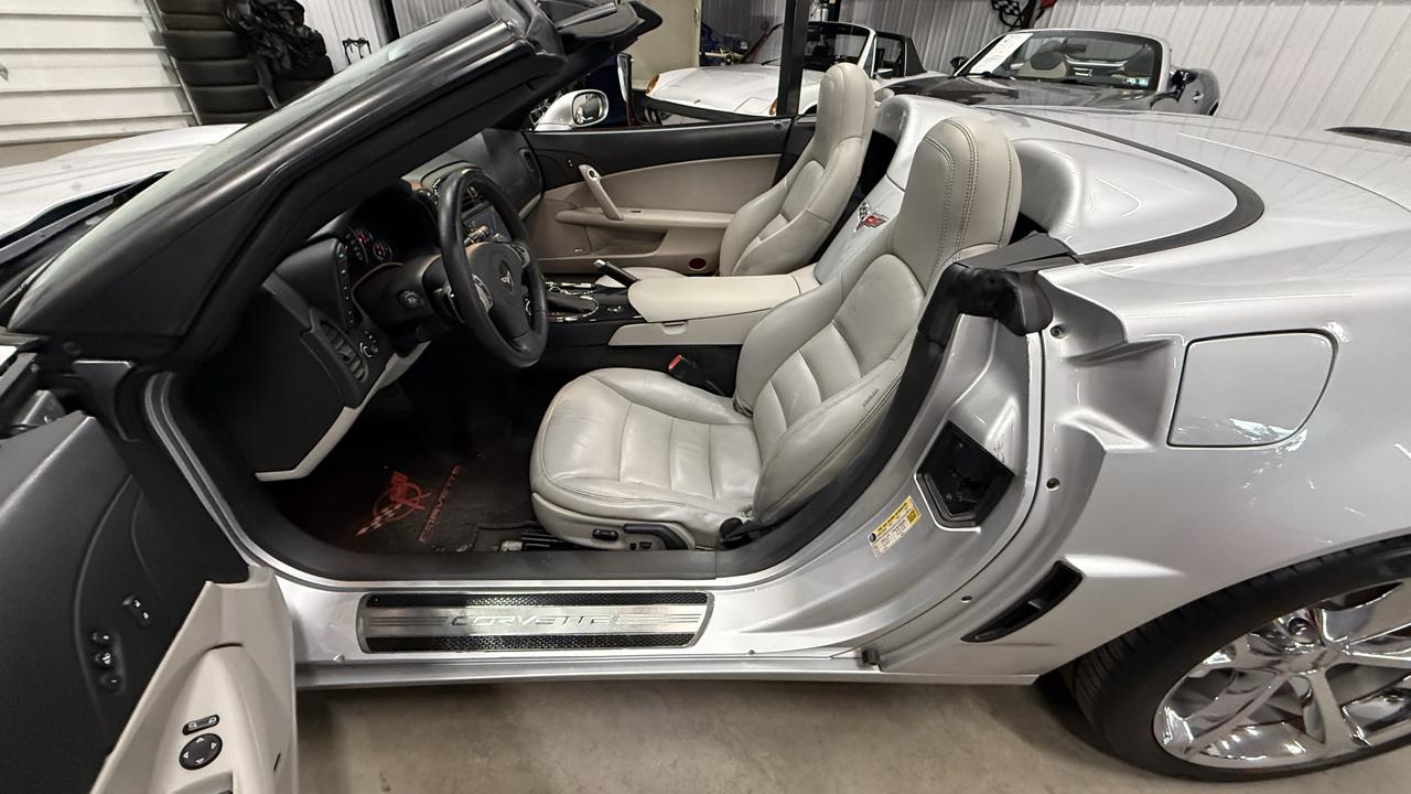 Chevrolet Corvette GS Convertible 3LT 2011