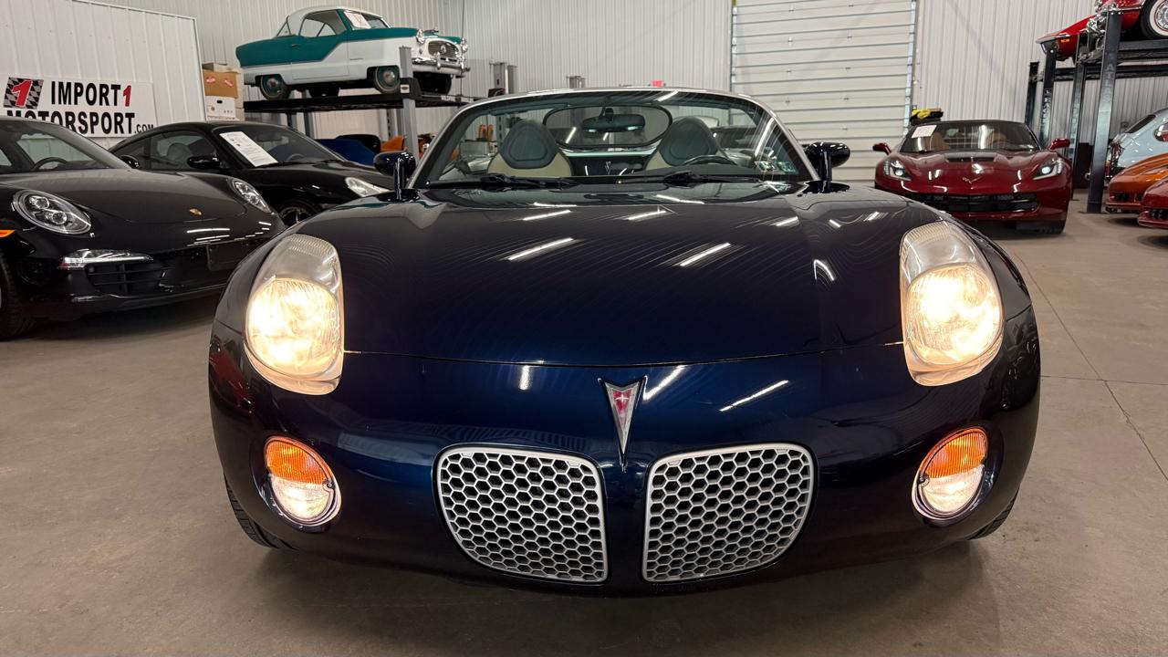 Pontiac Solstice 2dr Convertible 2006