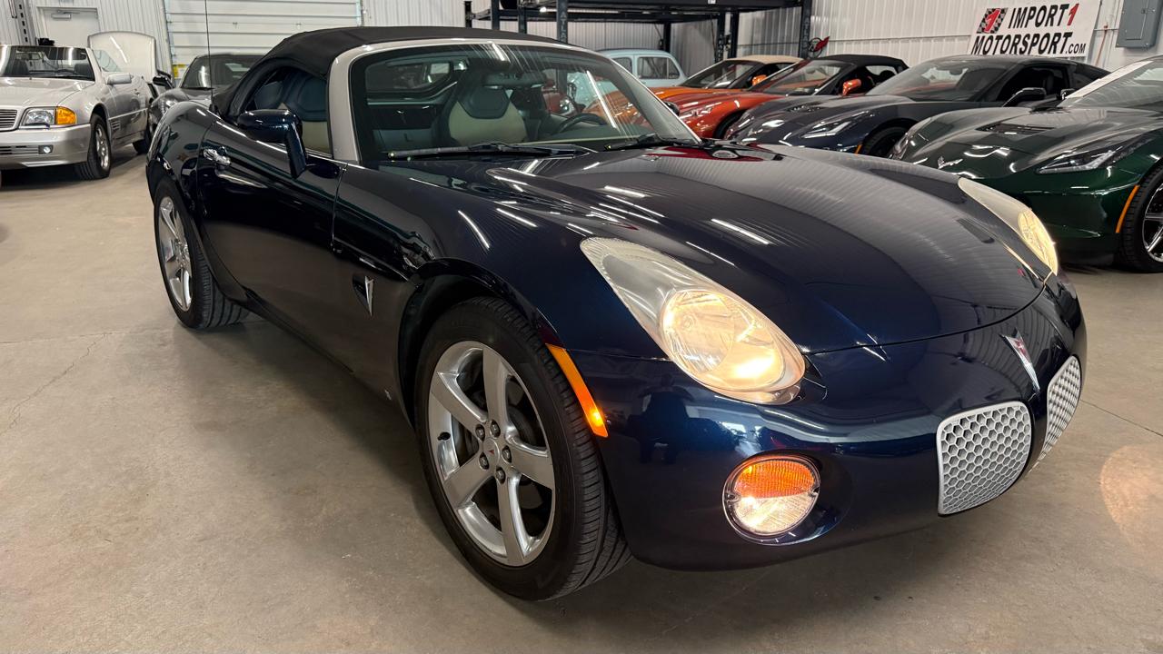 Pontiac Solstice 2dr Convertible 2006