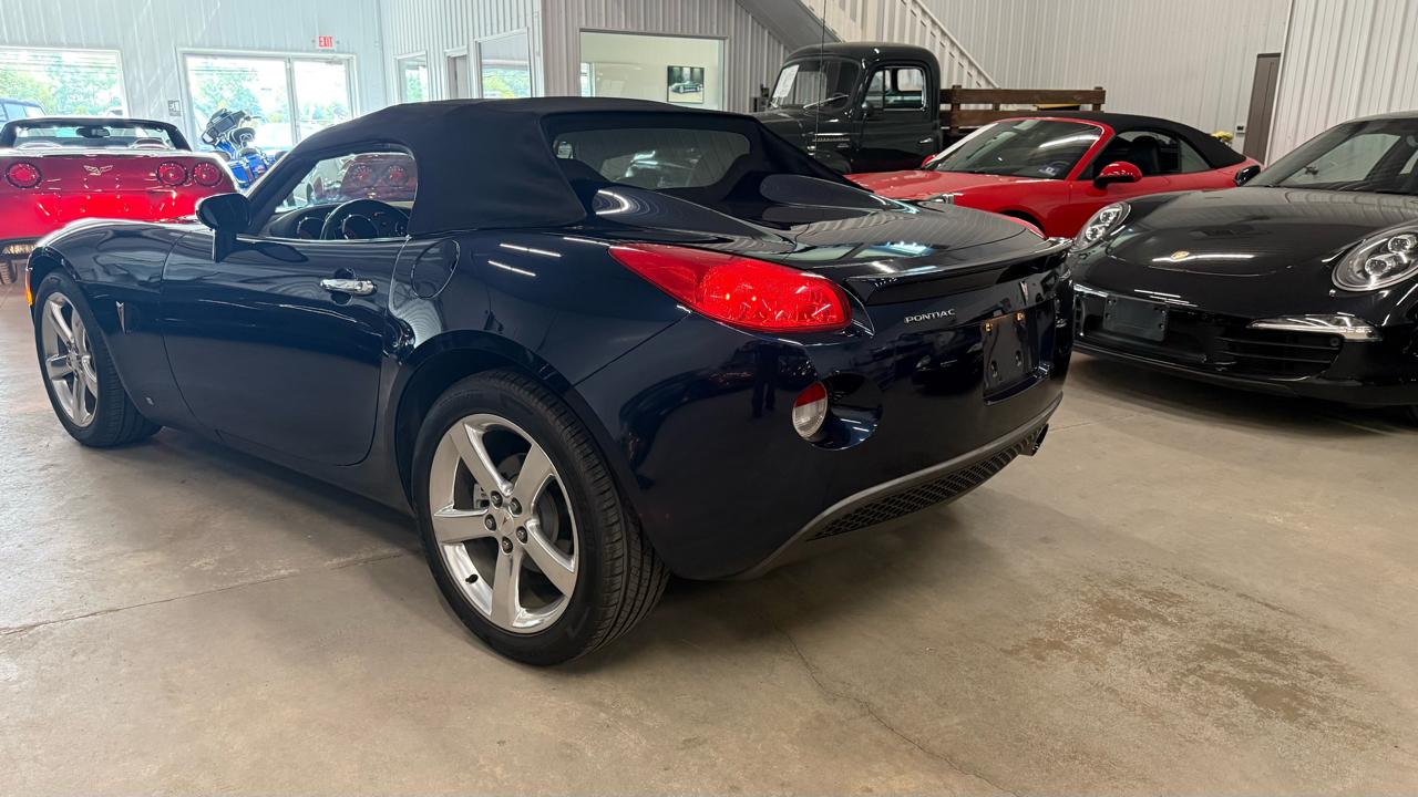 Pontiac Solstice 2dr Convertible 2006