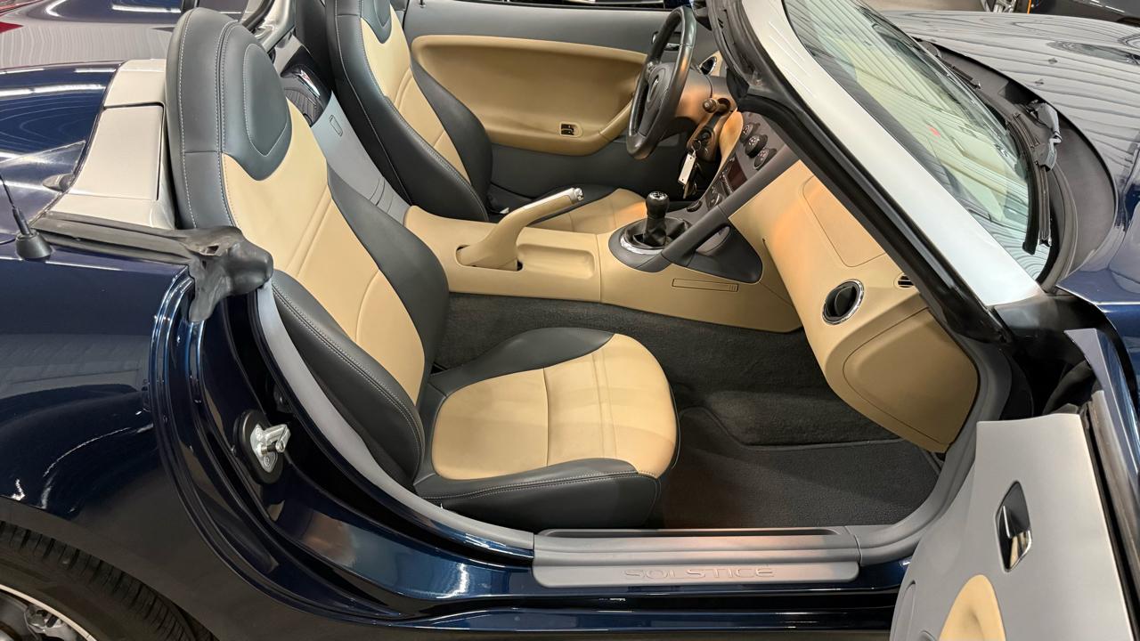 Pontiac Solstice 2dr Convertible 2006
