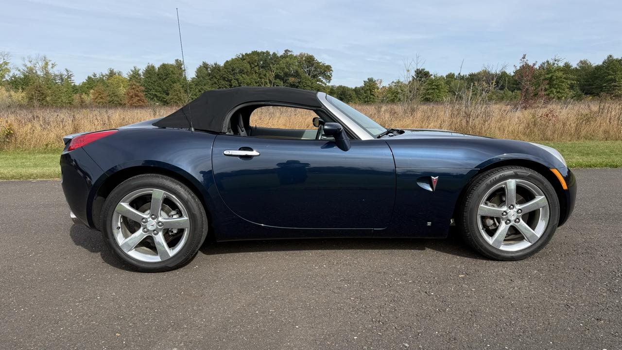 Pontiac Solstice 2dr Convertible 2006