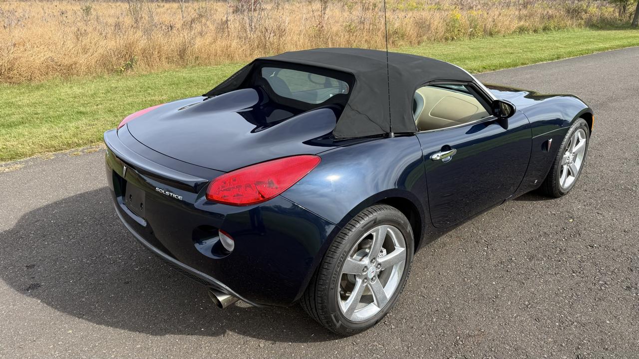 Pontiac Solstice 2dr Convertible 2006