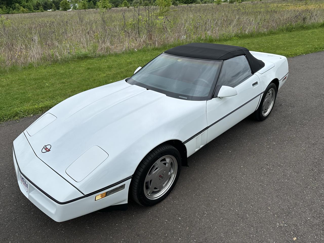 Chevrolet Corvette 2dr Convertible 1989