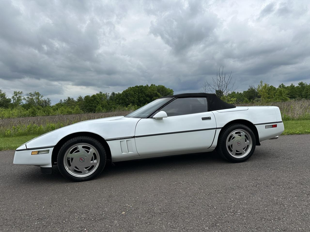 Chevrolet Corvette 2dr Convertible 1989