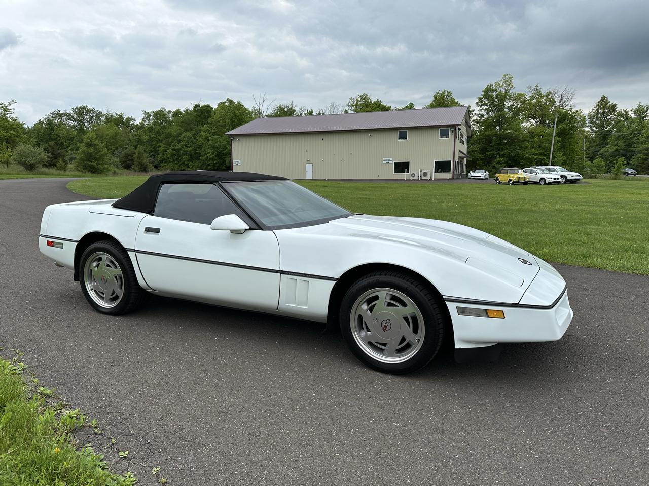 Chevrolet Corvette 2dr Convertible 1989