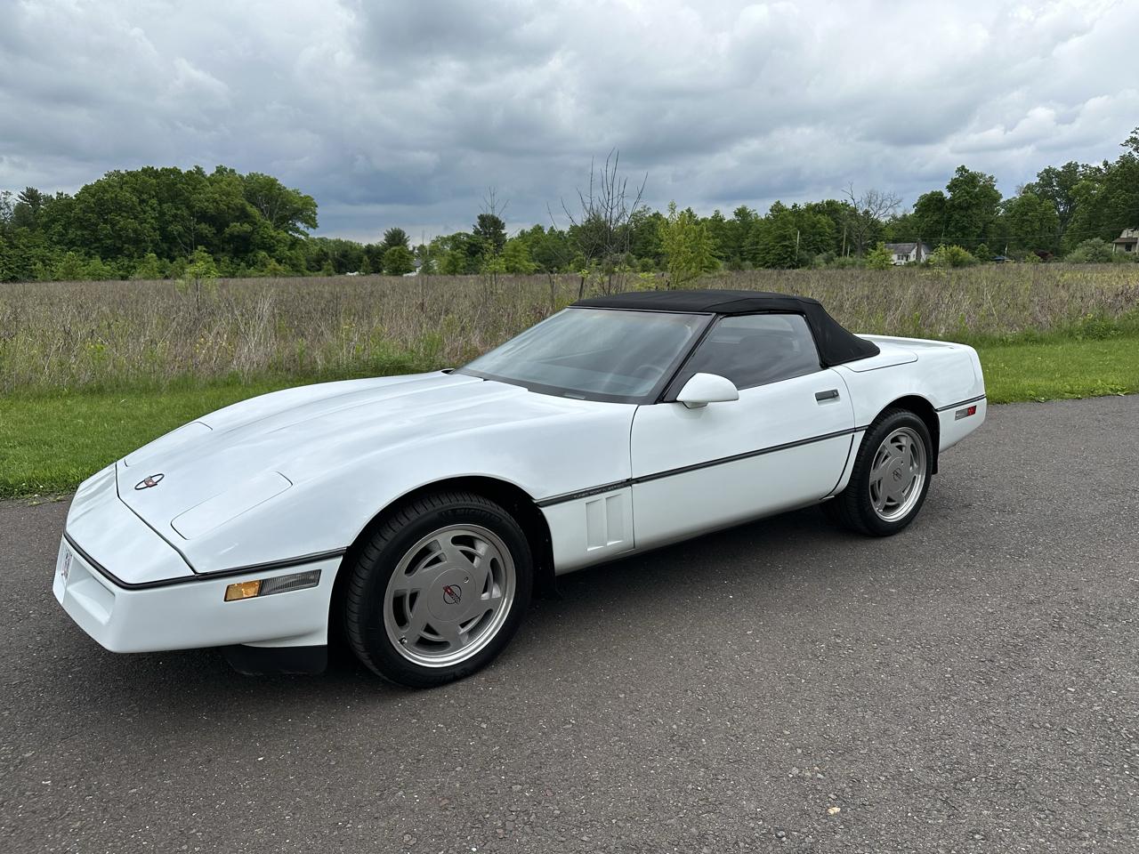 Chevrolet Corvette 2dr Convertible 1989