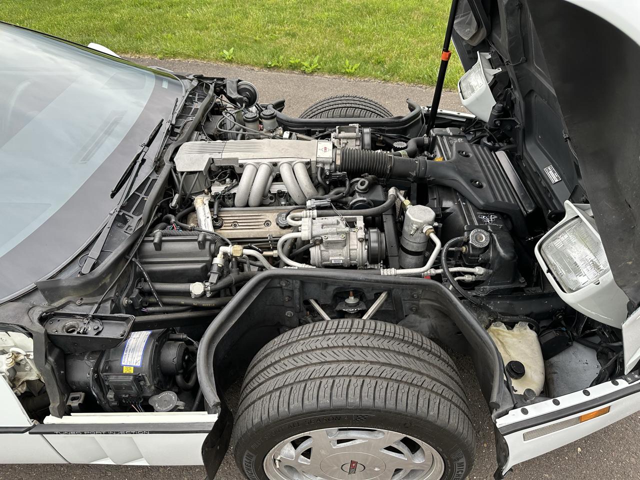 Chevrolet Corvette 2dr Convertible 1989
