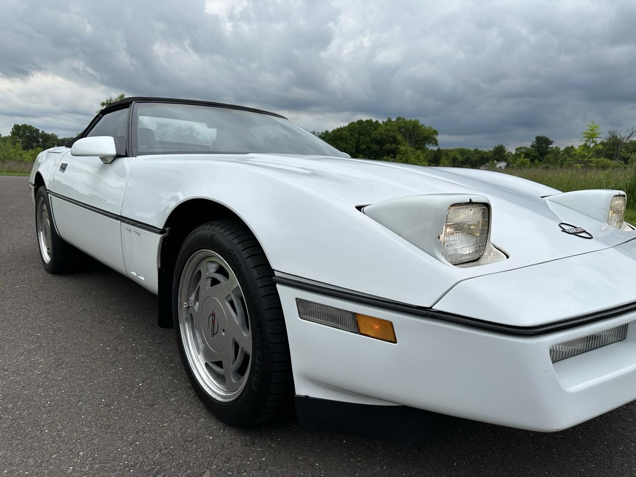 Chevrolet Corvette 2dr Convertible 1989