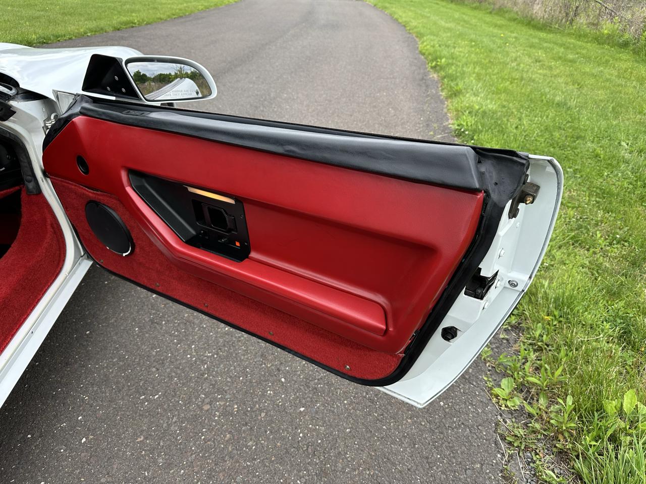 Chevrolet Corvette 2dr Convertible 1989
