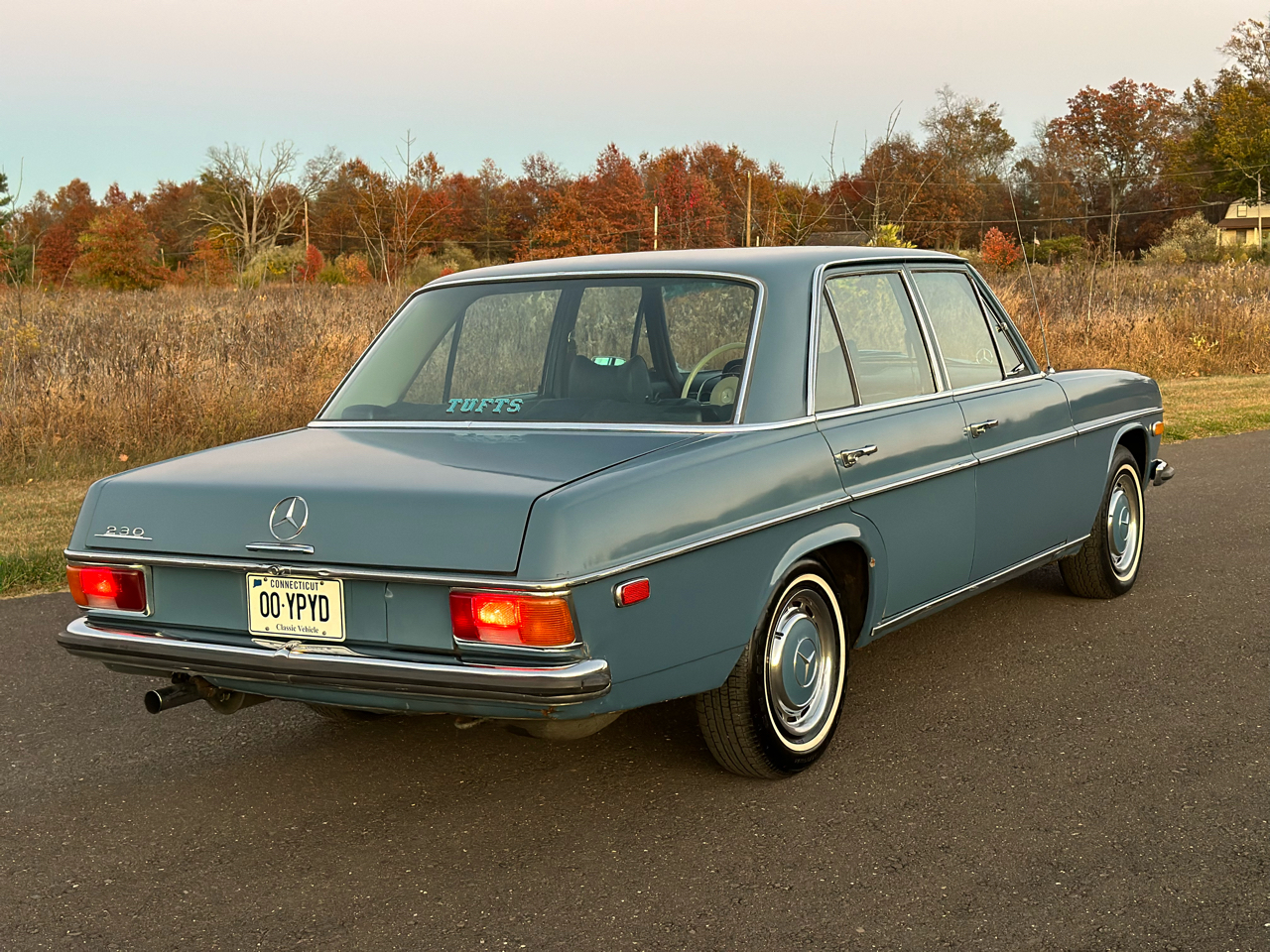 Mercedes-Benz 230-Class  1969