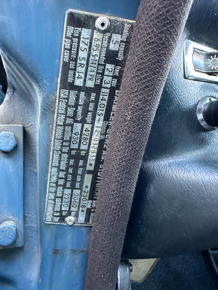 Mercedes-Benz 230-Class  1969