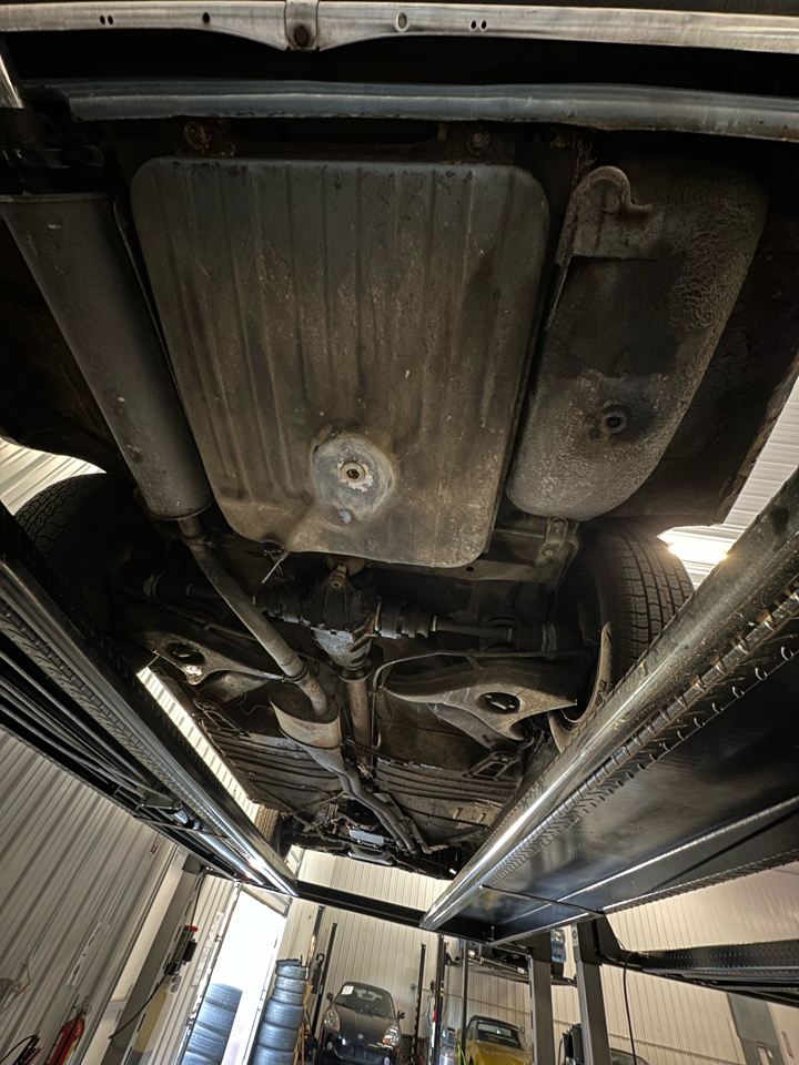 Mercedes-Benz 230-Class  1969