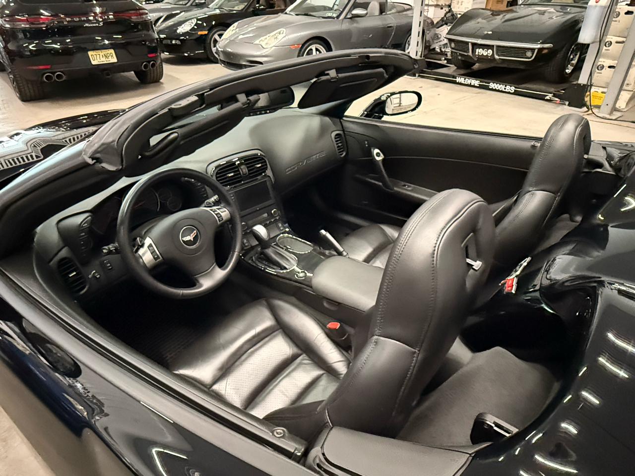 Chevrolet Corvette 2dr Conv w/3LT 2009