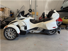 2015 Can-Am Spyder 