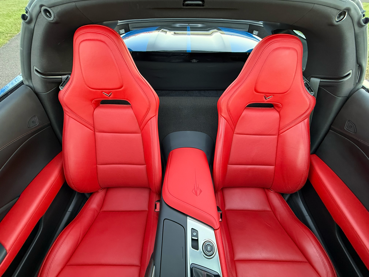 Chevrolet Corvette 2dr Stingray Z51 Cpe w/2LT 2015 Chevrolet Corvette 2dr Stingray Z51 Cpe w/2LT 2015