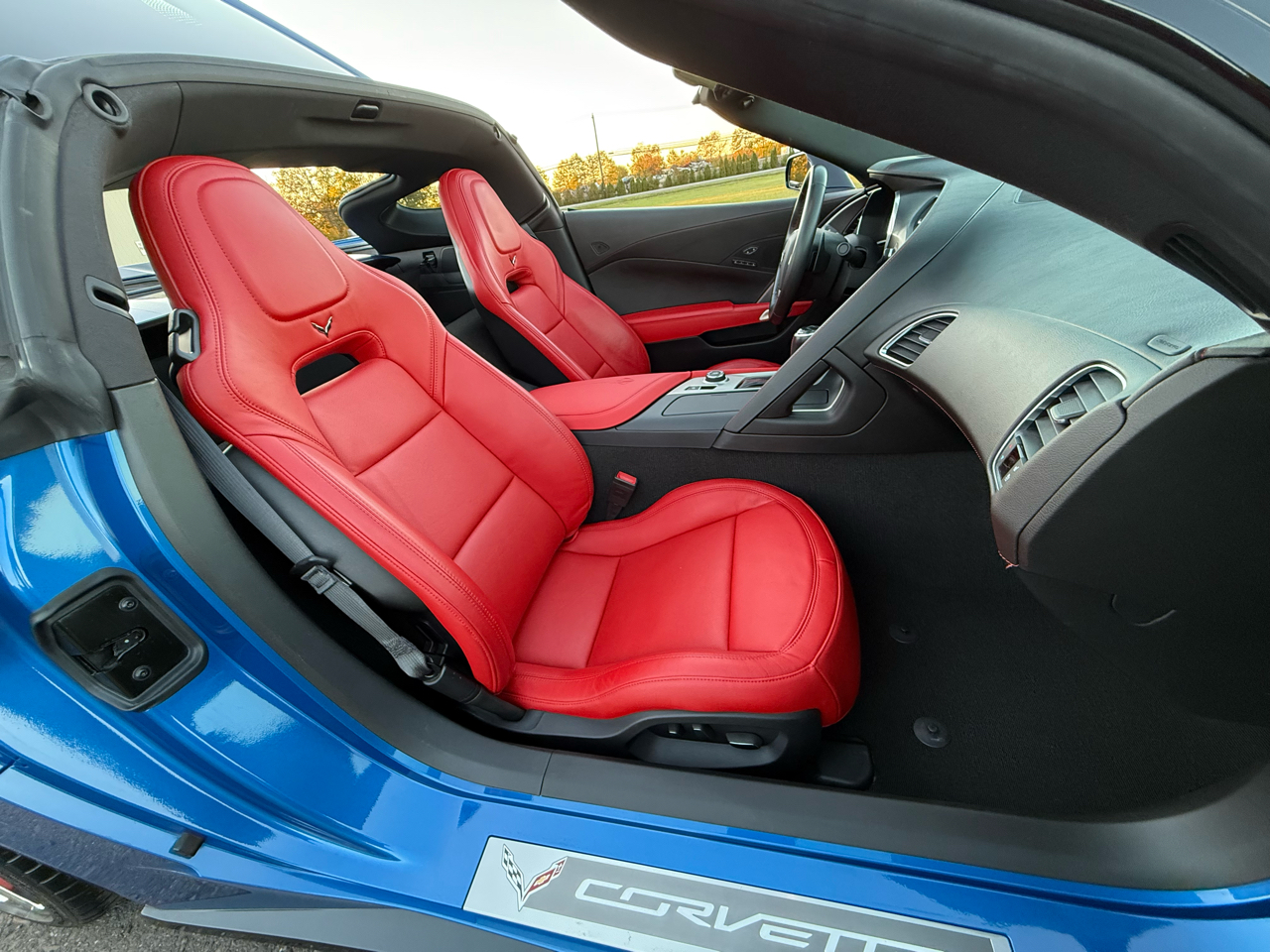 Chevrolet Corvette 2dr Stingray Z51 Cpe w/2LT 2015 Chevrolet Corvette 2dr Stingray Z51 Cpe w/2LT 2015