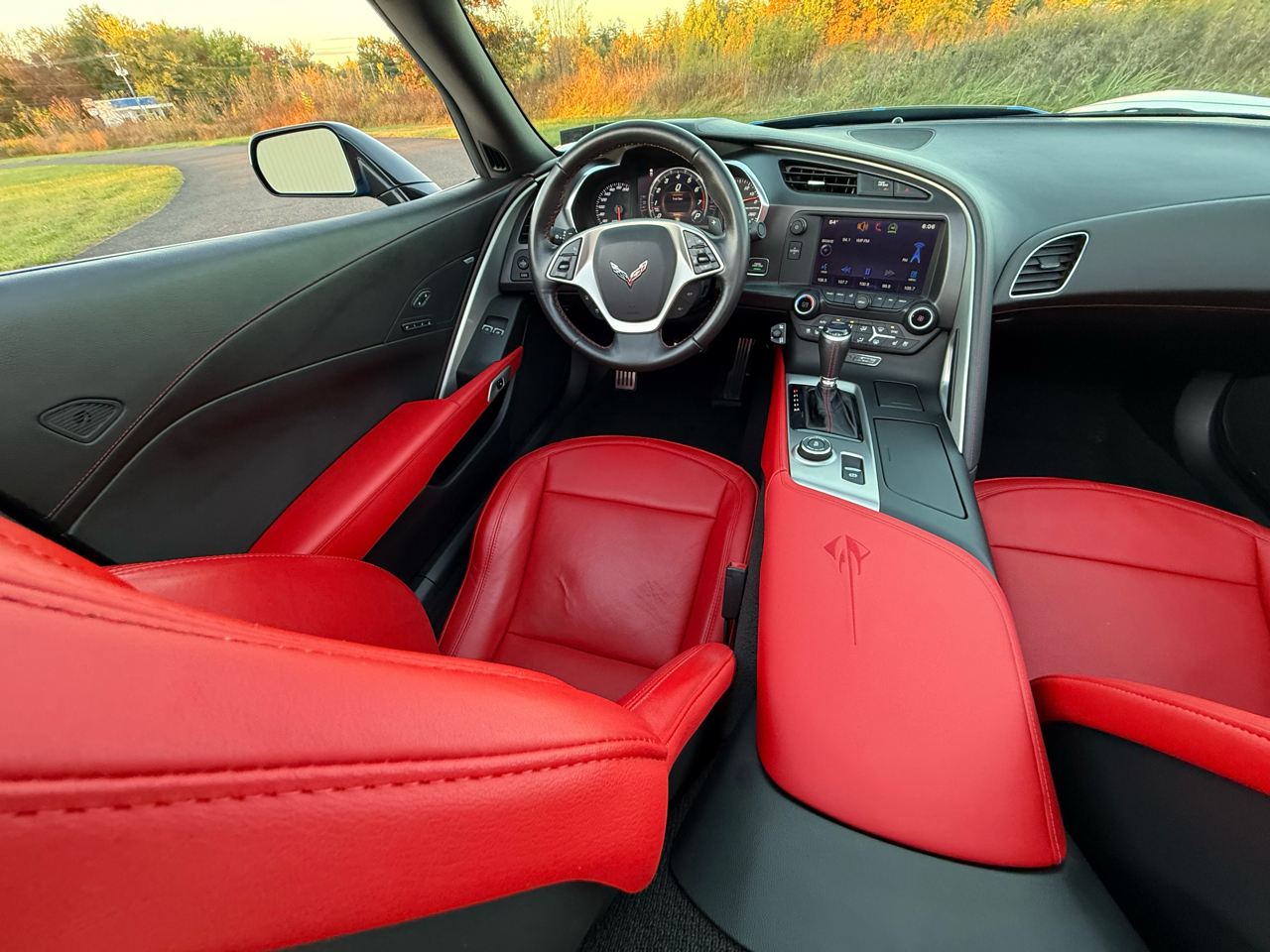 Chevrolet Corvette 2dr Stingray Z51 Cpe w/2LT 2015 Chevrolet Corvette 2dr Stingray Z51 Cpe w/2LT 2015