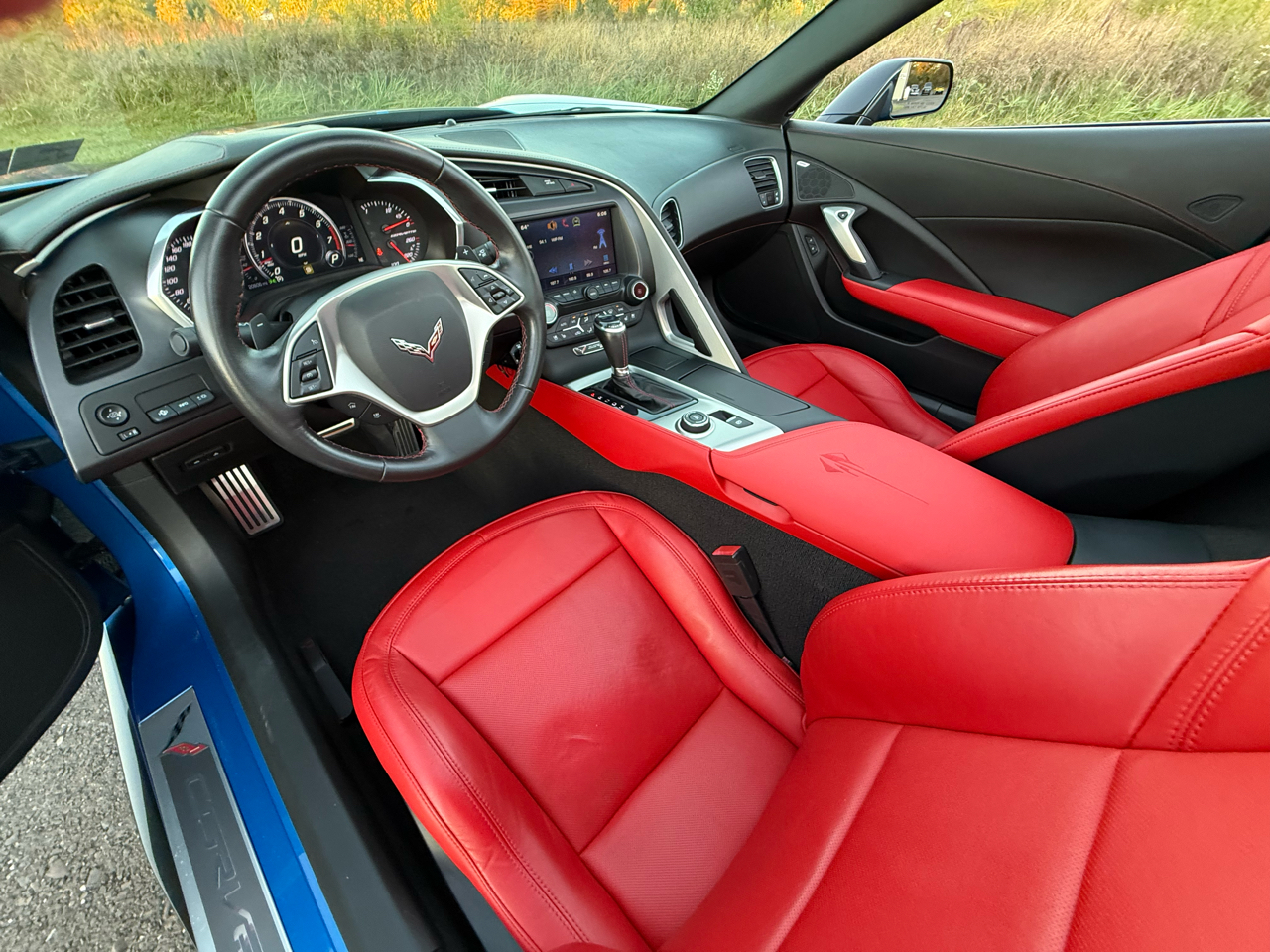 Chevrolet Corvette 2dr Stingray Z51 Cpe w/2LT 2015 Chevrolet Corvette 2dr Stingray Z51 Cpe w/2LT 2015