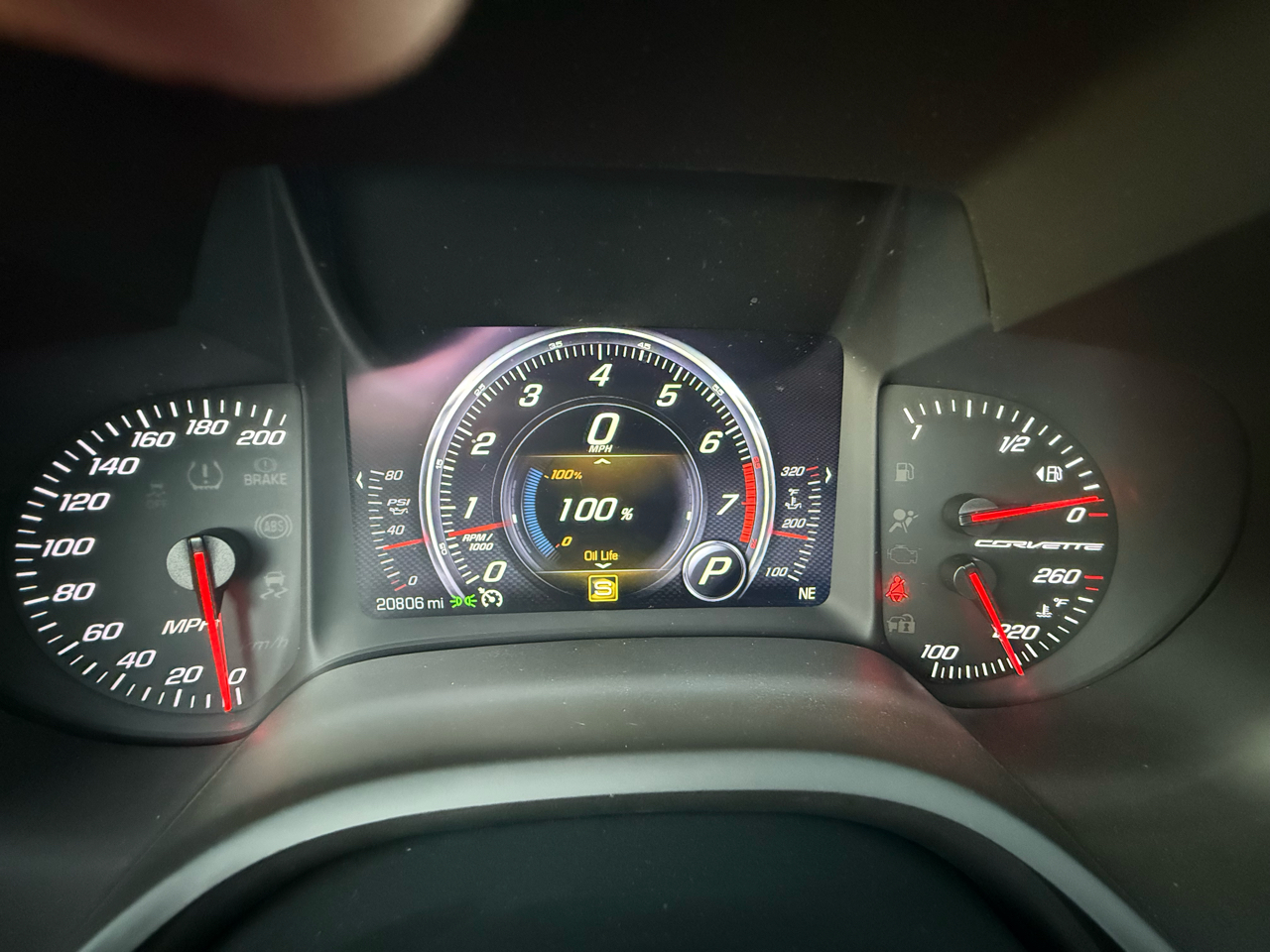 Chevrolet Corvette 2dr Stingray Z51 Cpe w/2LT 2015 Chevrolet Corvette 2dr Stingray Z51 Cpe w/2LT 2015