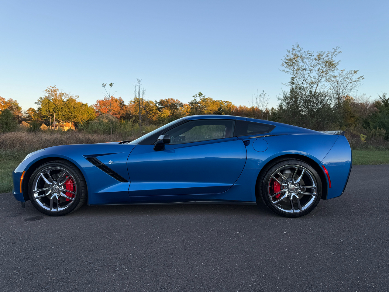 Chevrolet Corvette 2dr Stingray Z51 Cpe w/2LT 2015 Chevrolet Corvette 2dr Stingray Z51 Cpe w/2LT 2015
