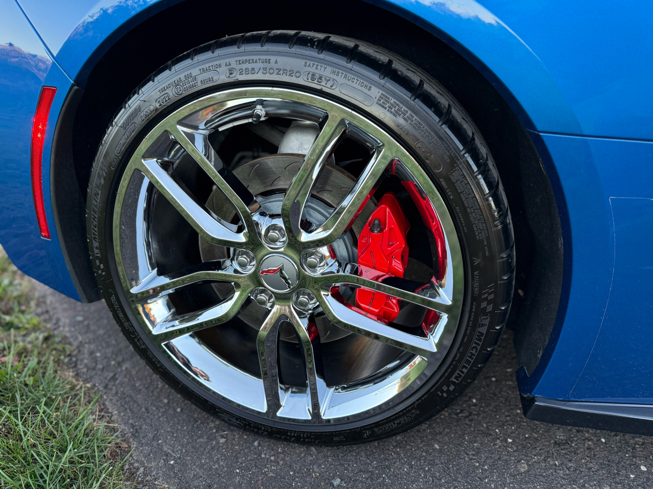 Chevrolet Corvette 2dr Stingray Z51 Cpe w/2LT 2015 Chevrolet Corvette 2dr Stingray Z51 Cpe w/2LT 2015