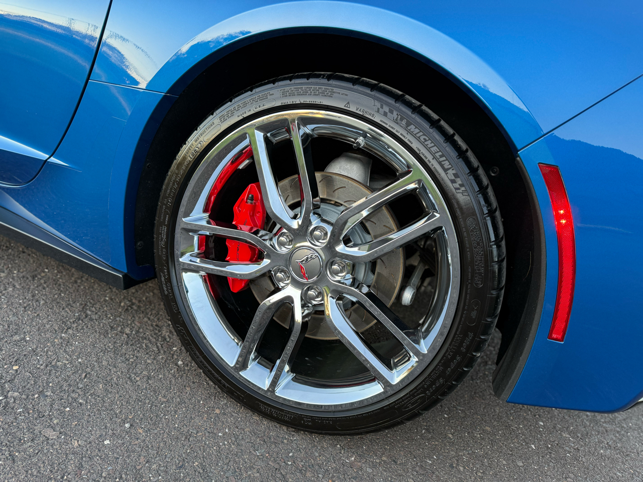 Chevrolet Corvette 2dr Stingray Z51 Cpe w/2LT 2015 Chevrolet Corvette 2dr Stingray Z51 Cpe w/2LT 2015