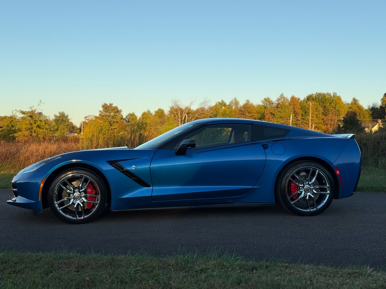 Chevrolet Corvette 2dr Stingray Z51 Cpe w/2LT 2015 Chevrolet Corvette 2dr Stingray Z51 Cpe w/2LT 2015