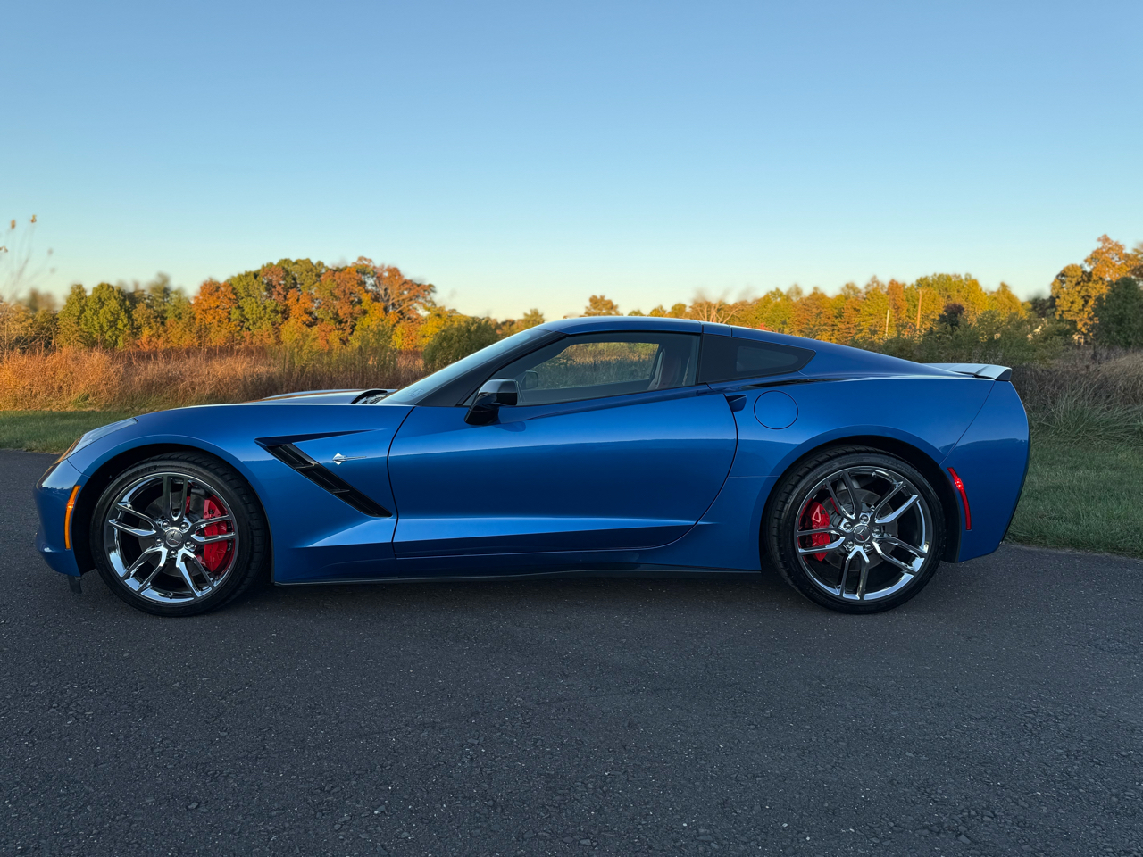 Chevrolet Corvette 2dr Stingray Z51 Cpe w/2LT 2015 Chevrolet Corvette 2dr Stingray Z51 Cpe w/2LT 2015