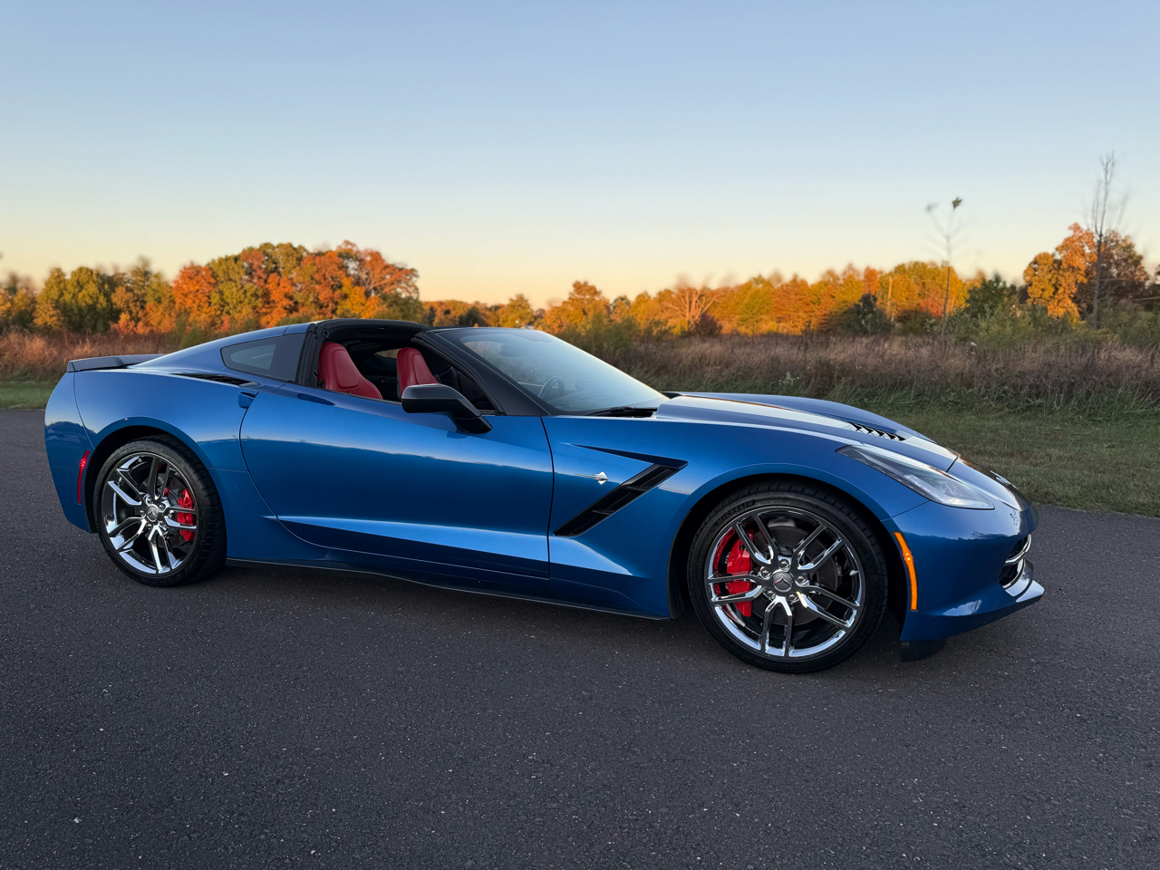 Chevrolet Corvette 2dr Stingray Z51 Cpe w/2LT 2015 Chevrolet Corvette 2dr Stingray Z51 Cpe w/2LT 2015
