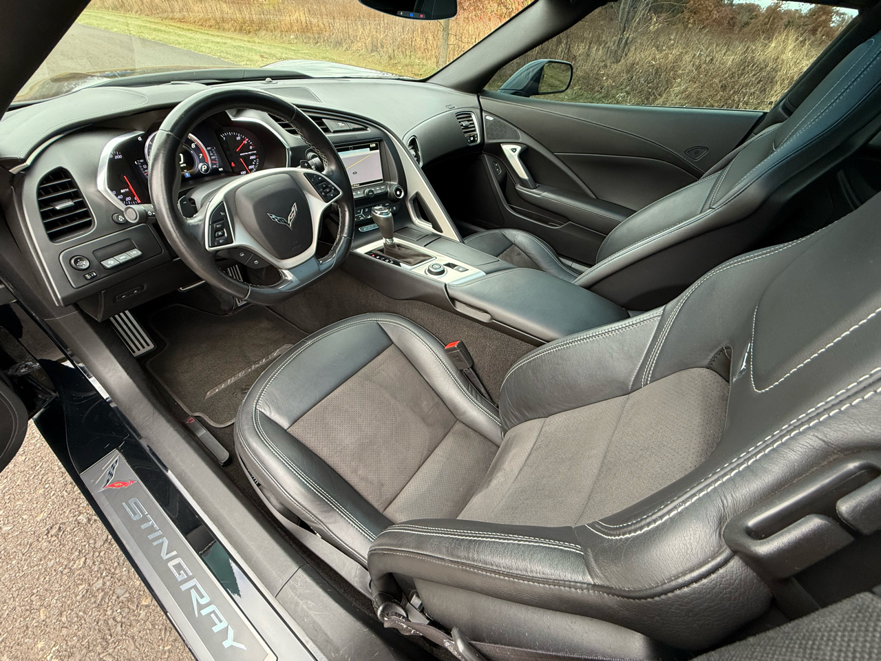 Chevrolet Corvette 2dr Stingray Cpe w/2LT 2016 Chevrolet Corvette 2dr Stingray Cpe w/2LT 2016