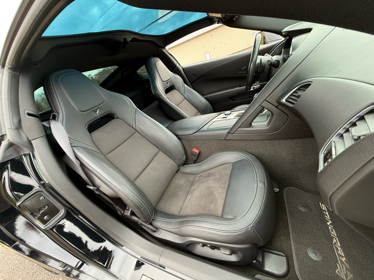 Chevrolet Corvette 2dr Stingray Cpe w/2LT 2016 Chevrolet Corvette 2dr Stingray Cpe w/2LT 2016