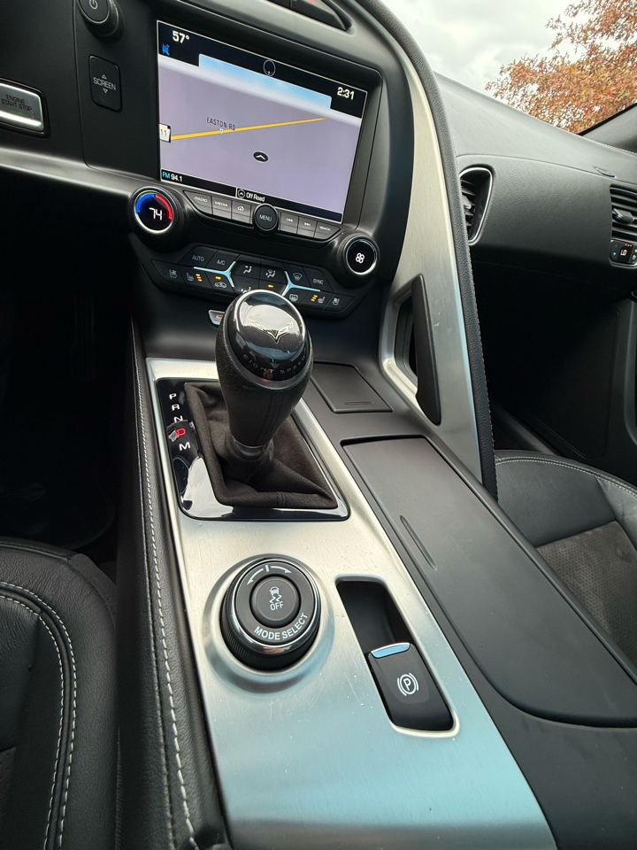 Chevrolet Corvette 2dr Stingray Cpe w/2LT 2016 Chevrolet Corvette 2dr Stingray Cpe w/2LT 2016