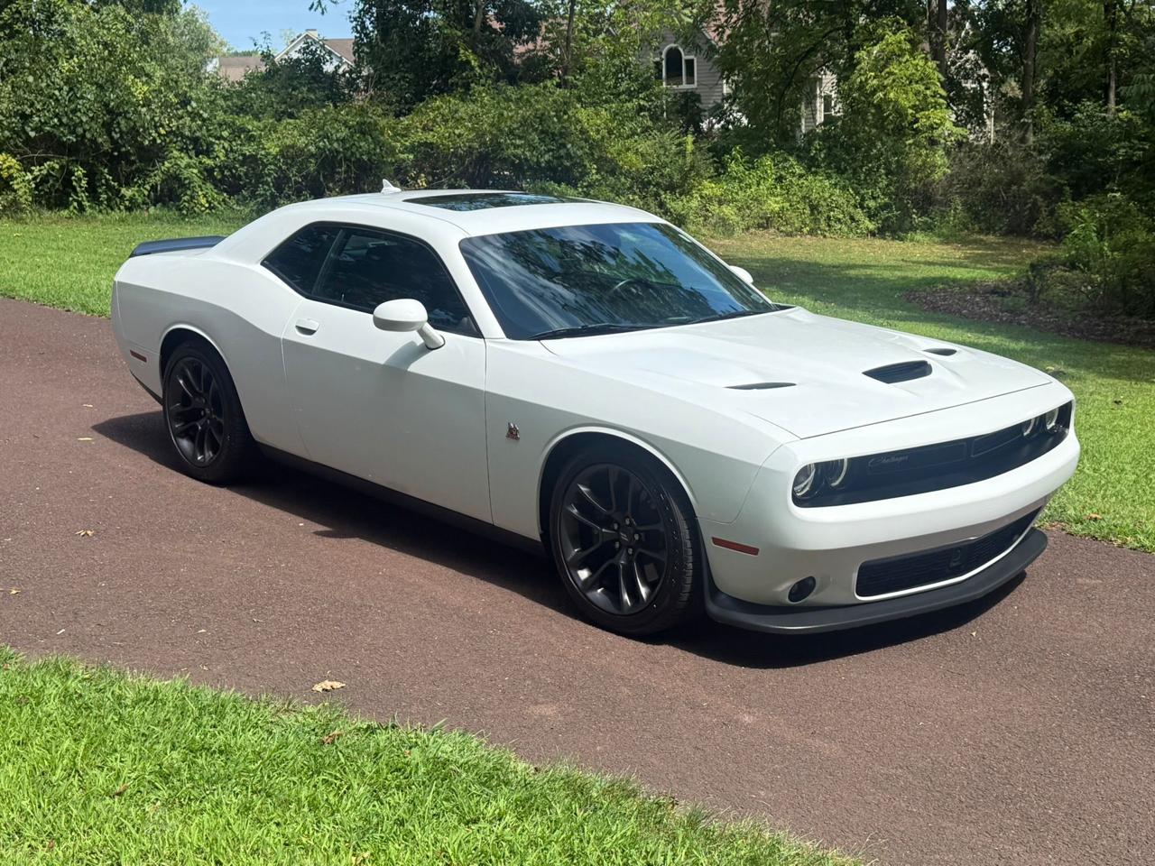 Dodge Challenger R/T Scat Pack RWD 2023