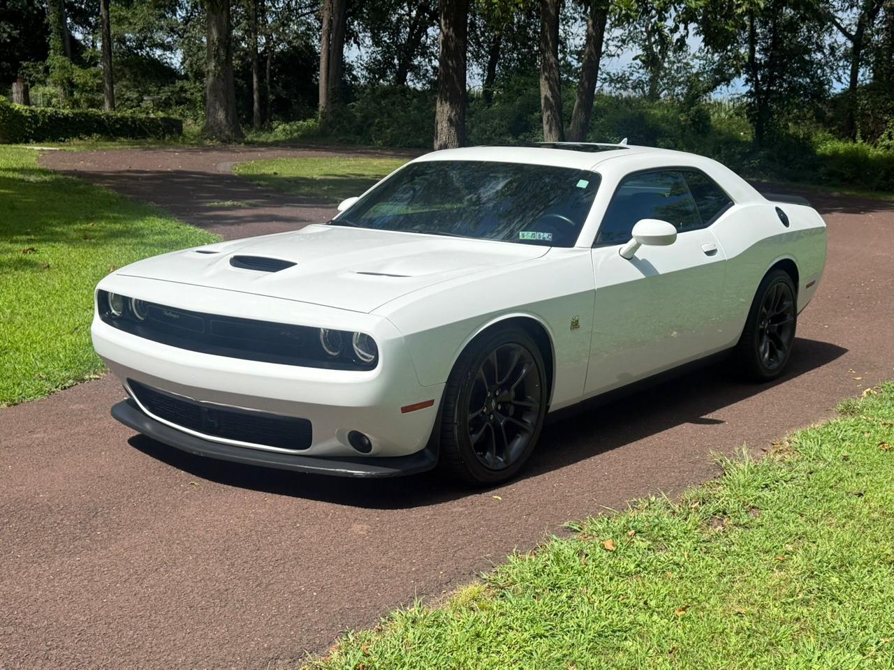 Dodge Challenger R/T Scat Pack RWD 2023