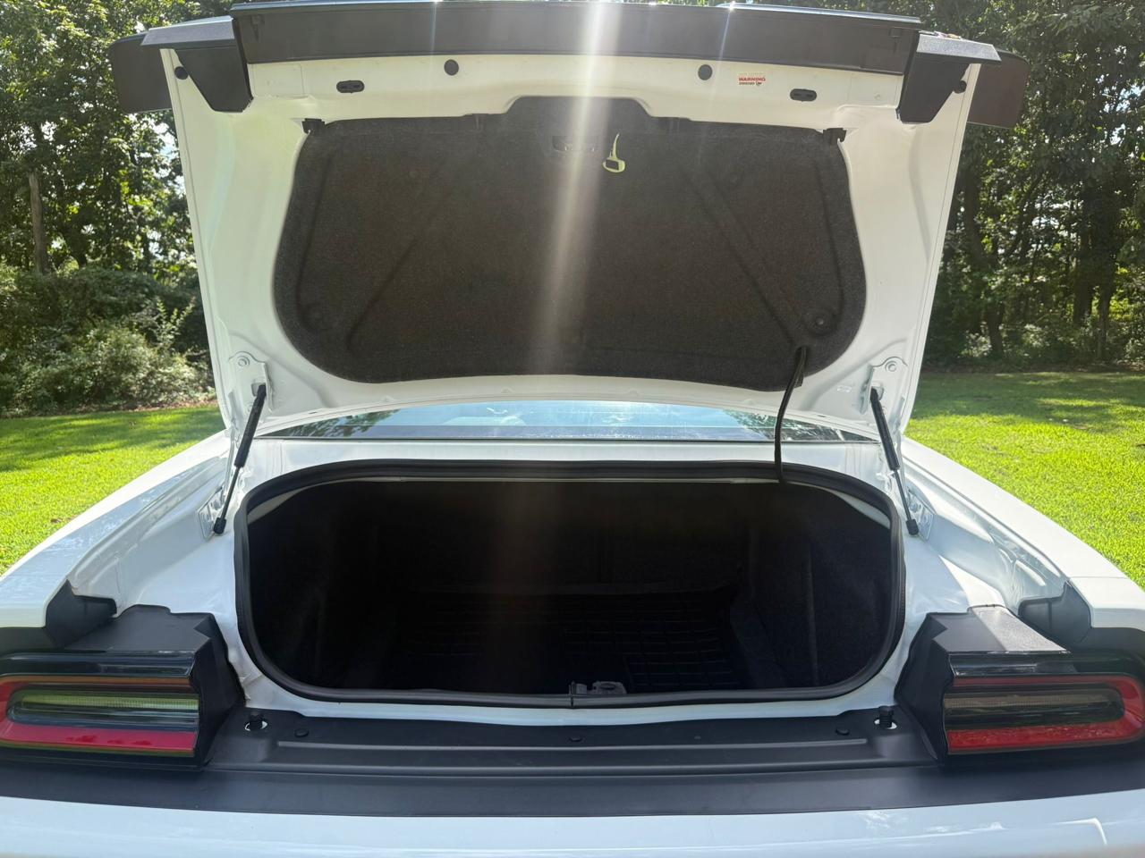 Dodge Challenger R/T Scat Pack RWD 2023