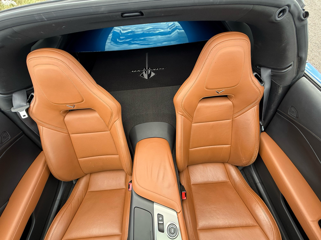 Chevrolet Corvette 2dr Stingray Z51 Cpe w/2LT 2016 Chevrolet Corvette 2dr Stingray Z51 Cpe w/2LT 2016