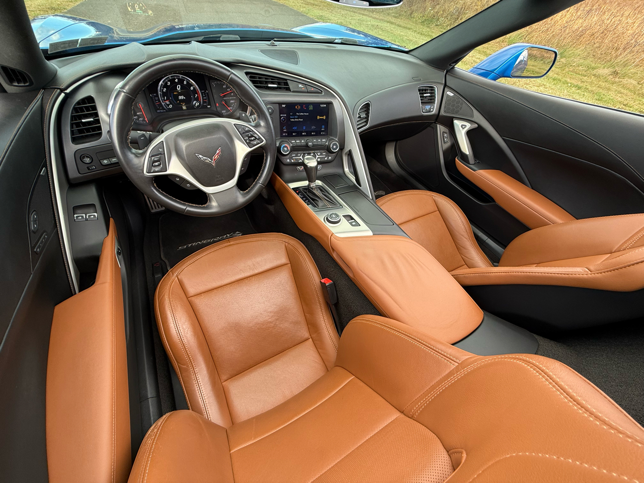 Chevrolet Corvette 2dr Stingray Z51 Cpe w/2LT 2016 Chevrolet Corvette 2dr Stingray Z51 Cpe w/2LT 2016