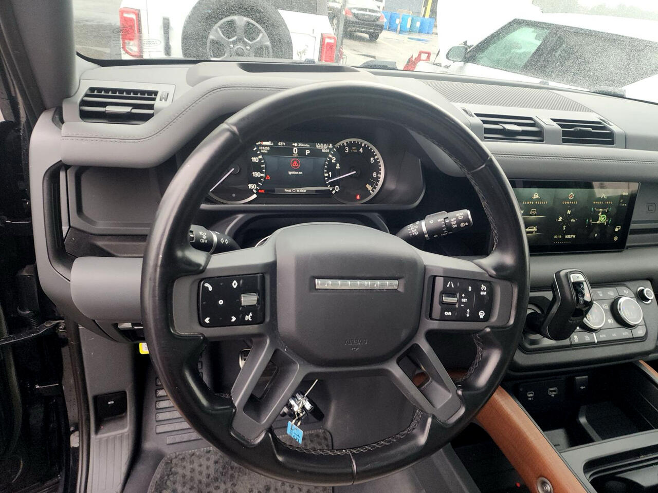 Land Rover Defender 110 X-Dynamic SE AWD 2023