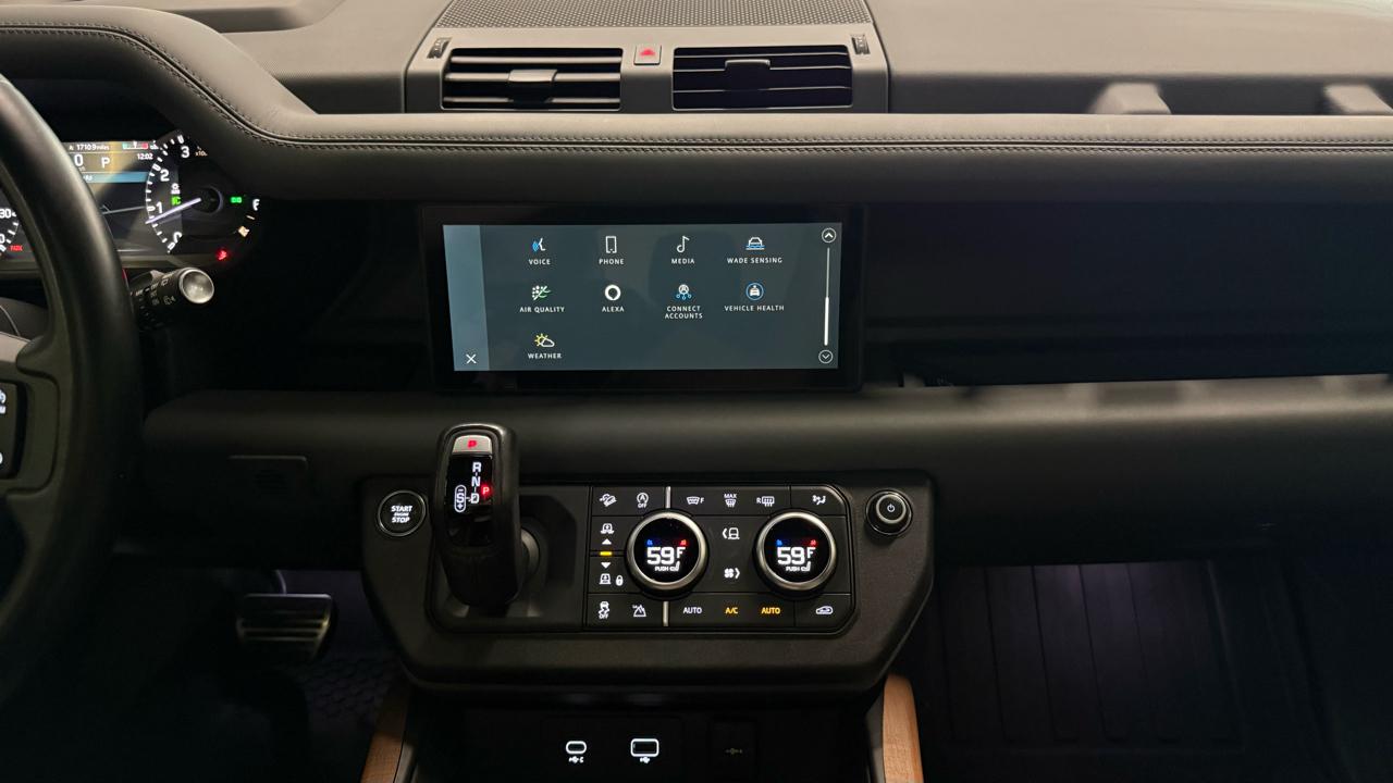 Land Rover Defender 110 X-Dynamic SE AWD 2023