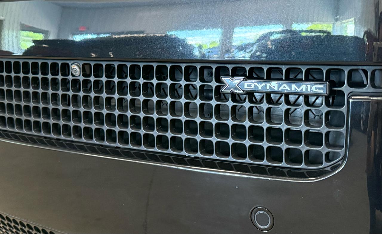 Land Rover Defender 110 X-Dynamic SE AWD 2023
