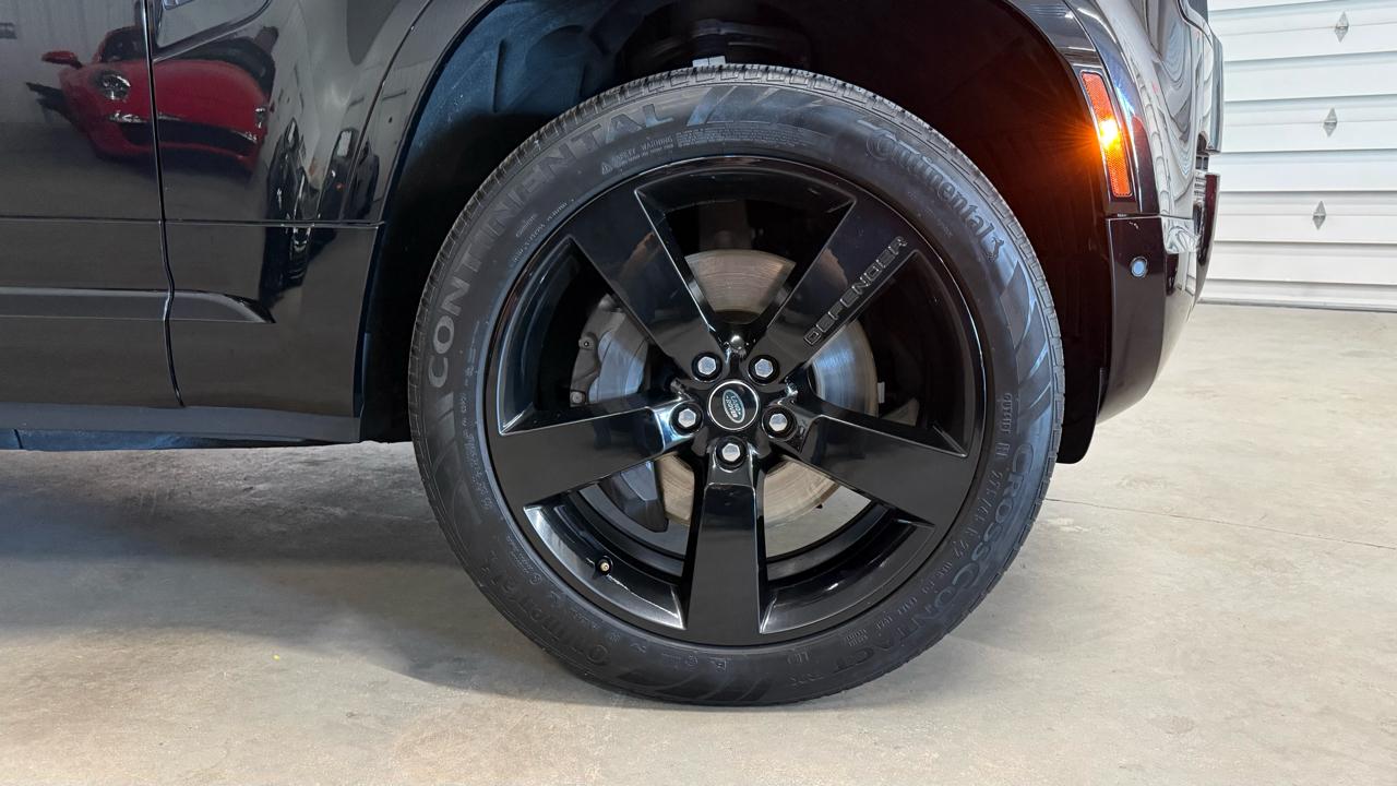 Land Rover Defender 110 X-Dynamic SE AWD 2023