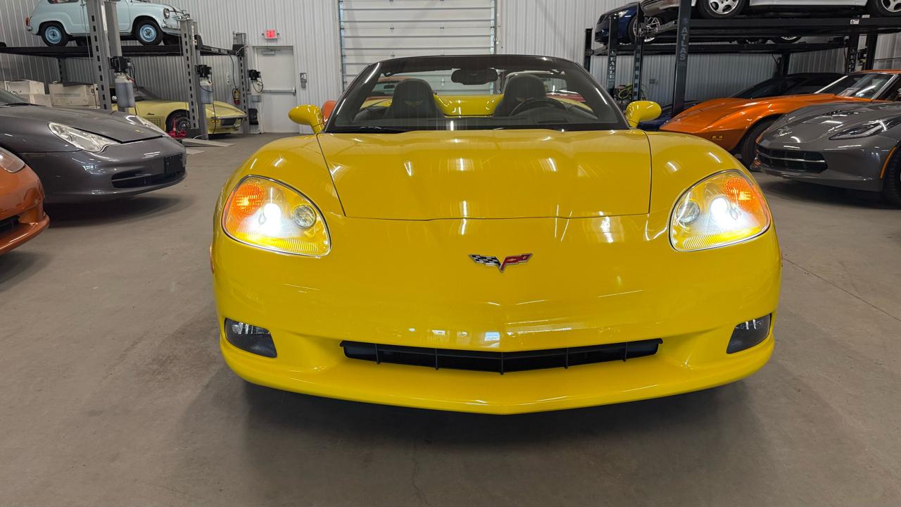 Chevrolet Corvette 2dr Conv w/4LT 2010