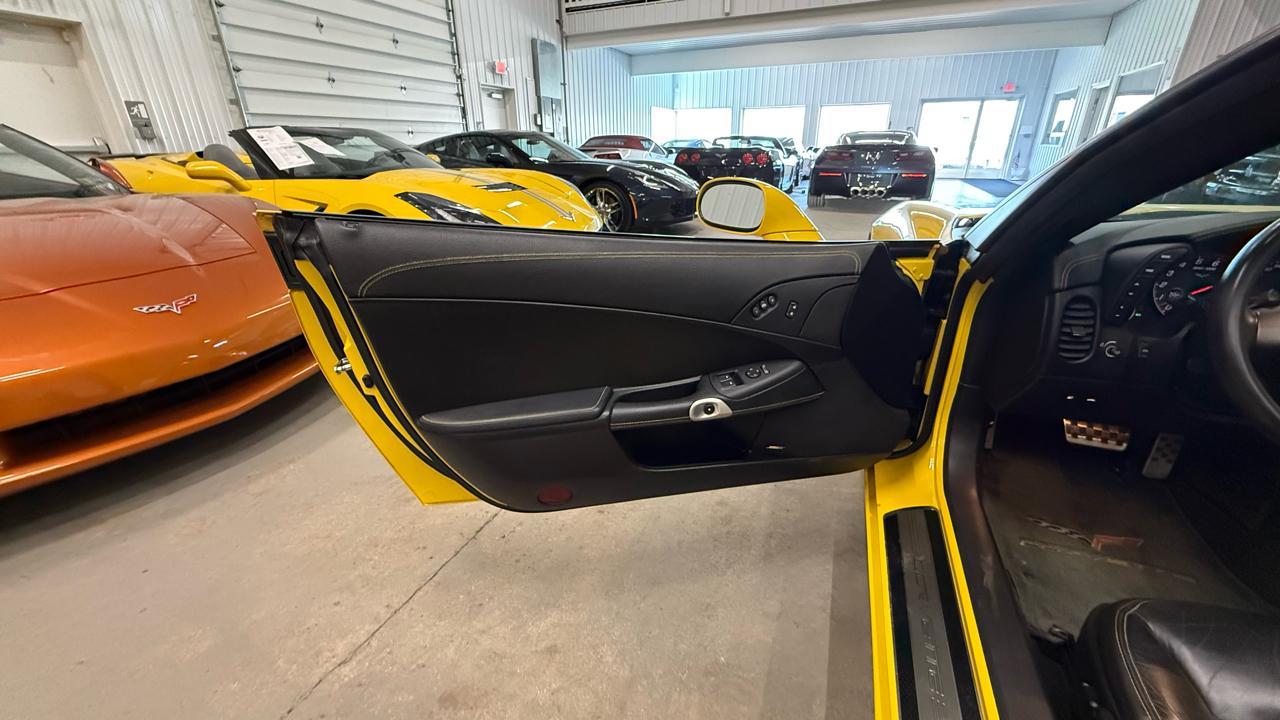 Chevrolet Corvette 2dr Conv w/4LT 2010